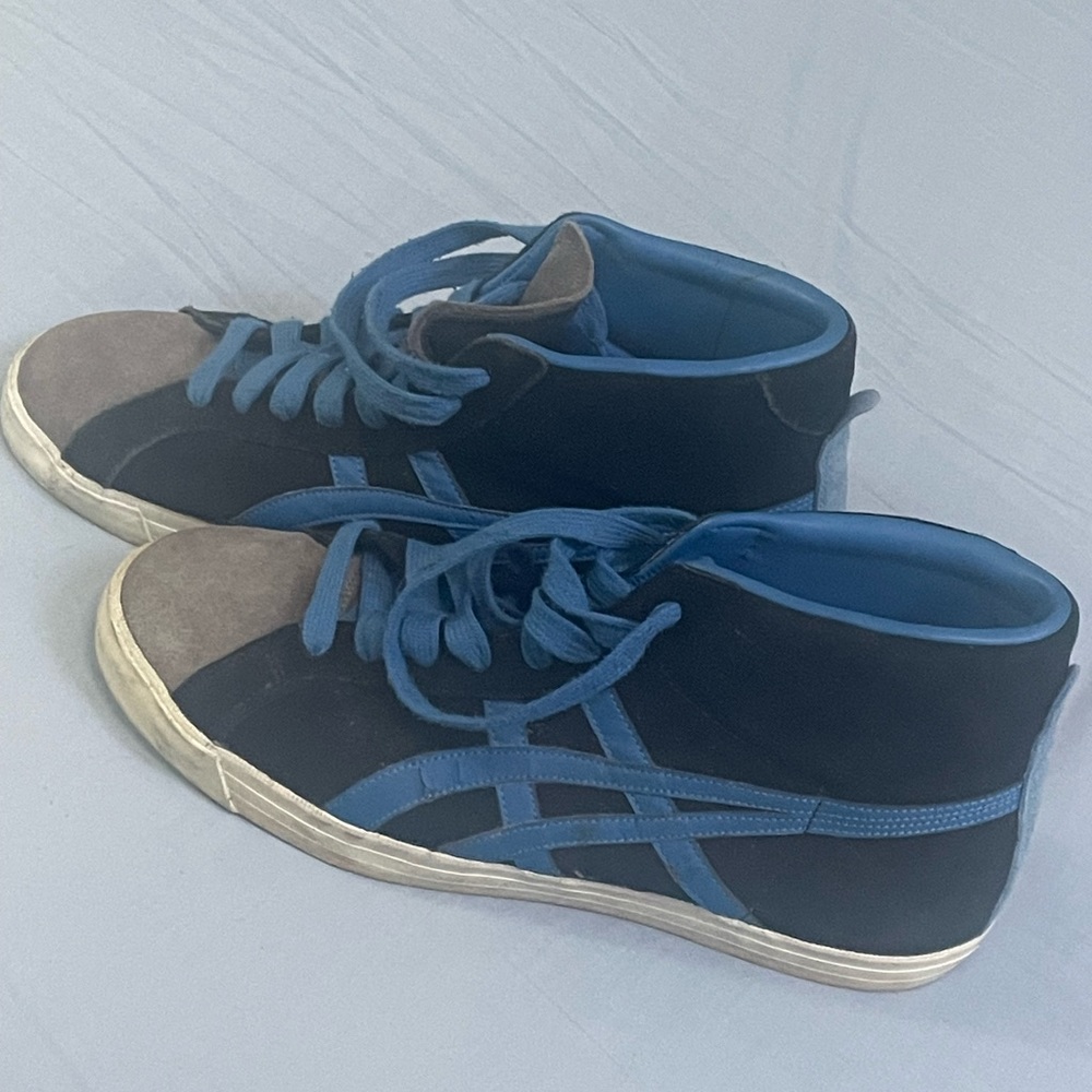 Rare Onitzuka ASICS.Good used condition
